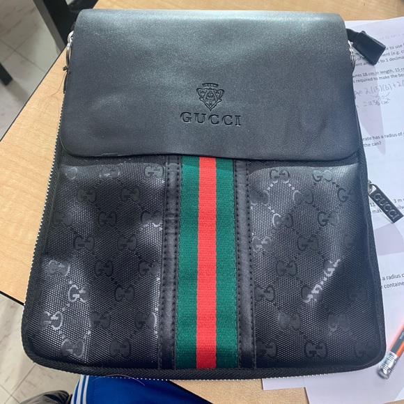 Black Gucci messenger bag - Picture 14 of 16